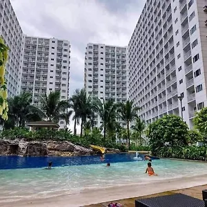 Hotel Shore Residences, Pasay